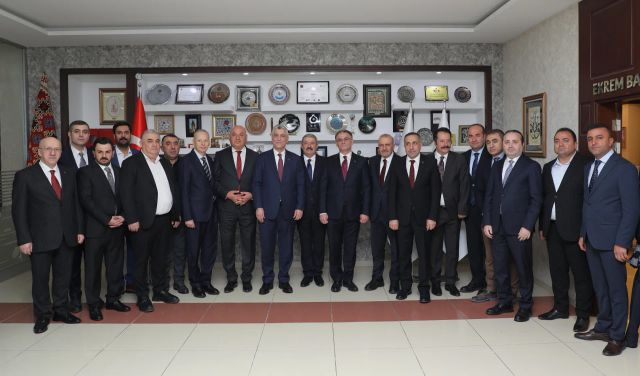 Bakan Bolat Van TSO’da müjdeyi verdi!